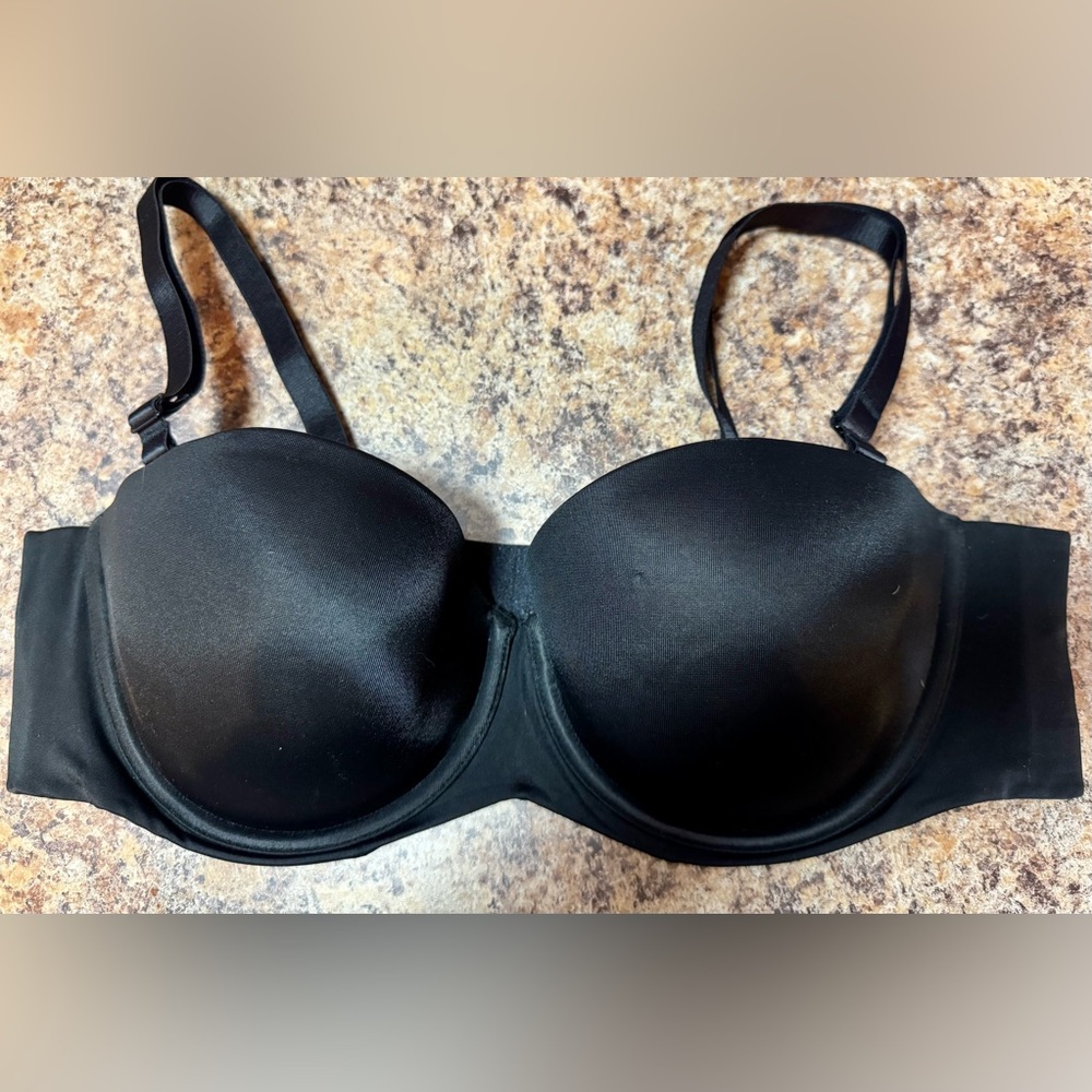 Cacique Black Seamless Bra with Adjustable Straps Strapless